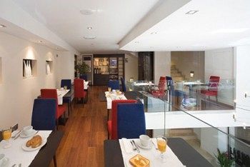 Hotel Arena Gijon Bagian luar foto